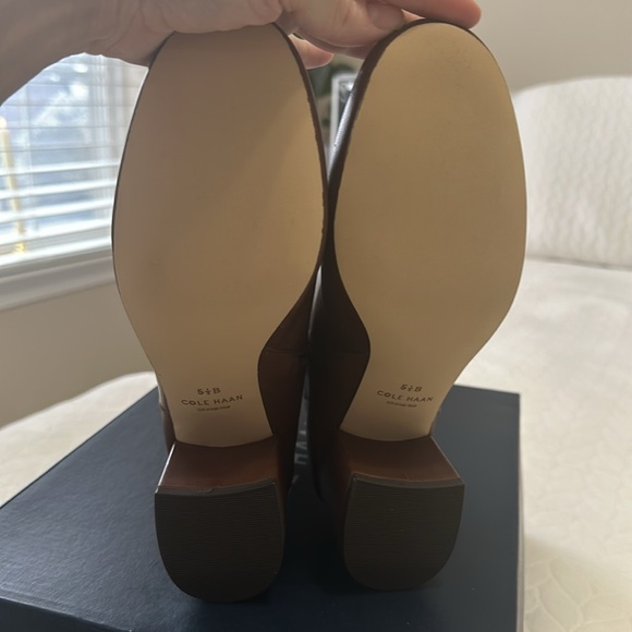 Brand new never worn Cole Haan Leather Boots. GGE Wren Bootie 60mm. - Picture 2 of 3